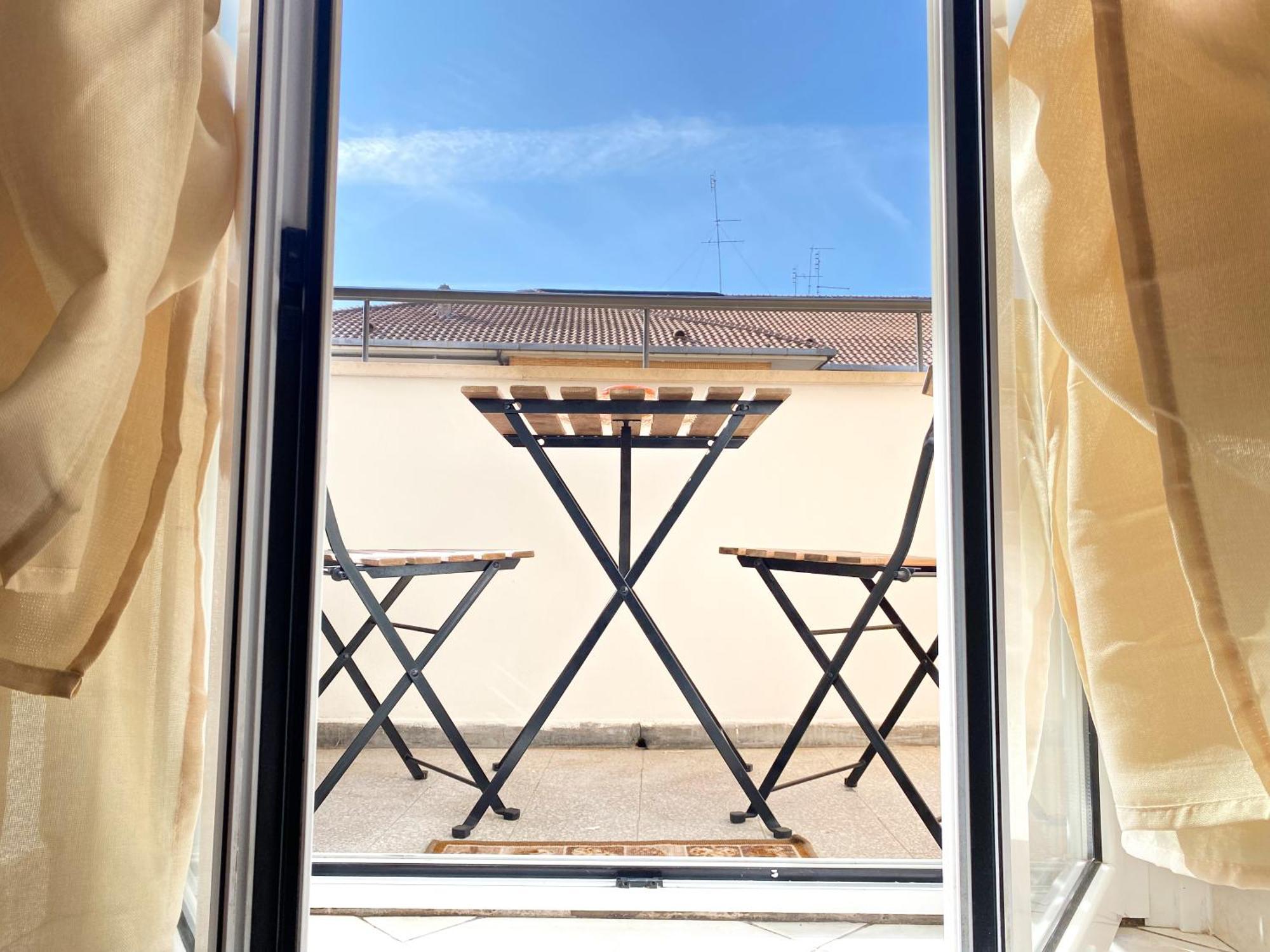 Ophele House Apartment